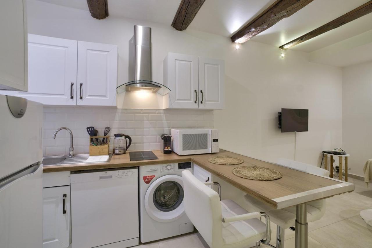 Superb Flat Near The Beach In Antibes Buitenkant foto