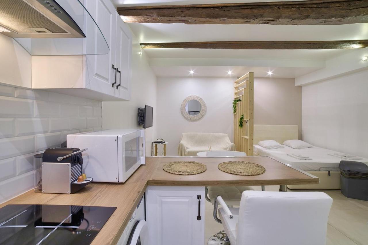 Superb Flat Near The Beach In Antibes Buitenkant foto